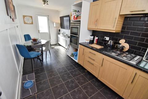 3 bedroom townhouse for sale, Caversham Road, Leicester