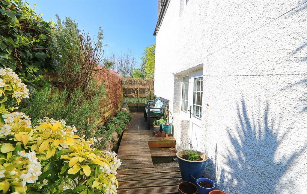 Rear Courtyard