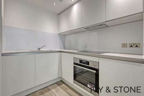 undefined, Wray Avenue, London, E16