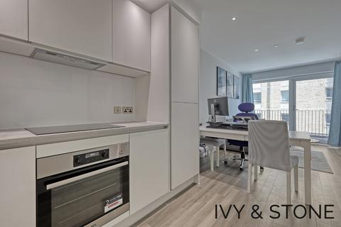 undefined, Wray Avenue, London, E16