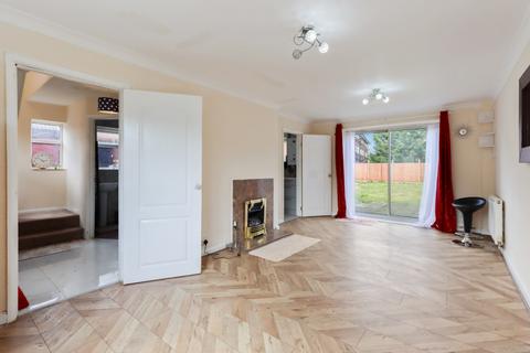 undefined, Larch Crescent, Hayes, Middlesex, UB4