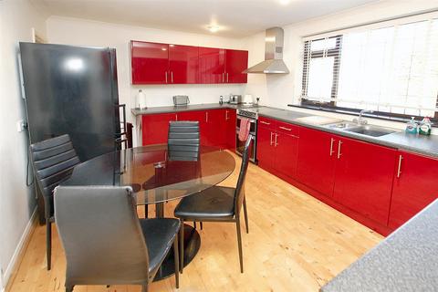2 bedroom detached bungalow for sale, Croft Close, Tonbridge