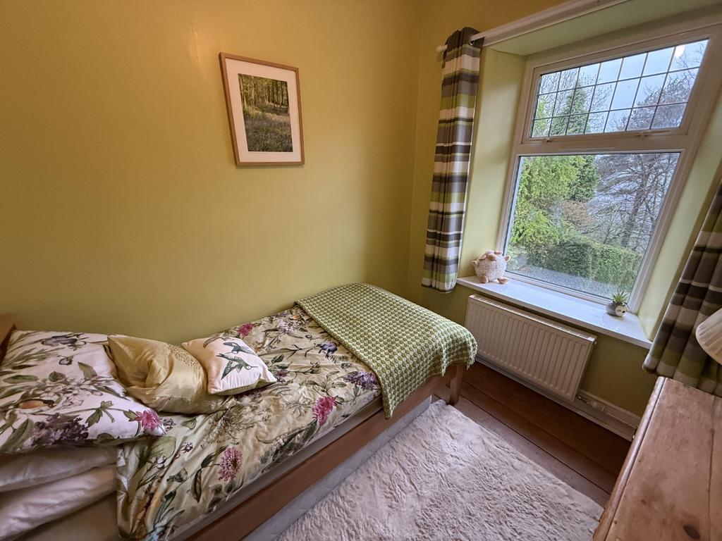 Front SIngle Bedroom 3 / Office