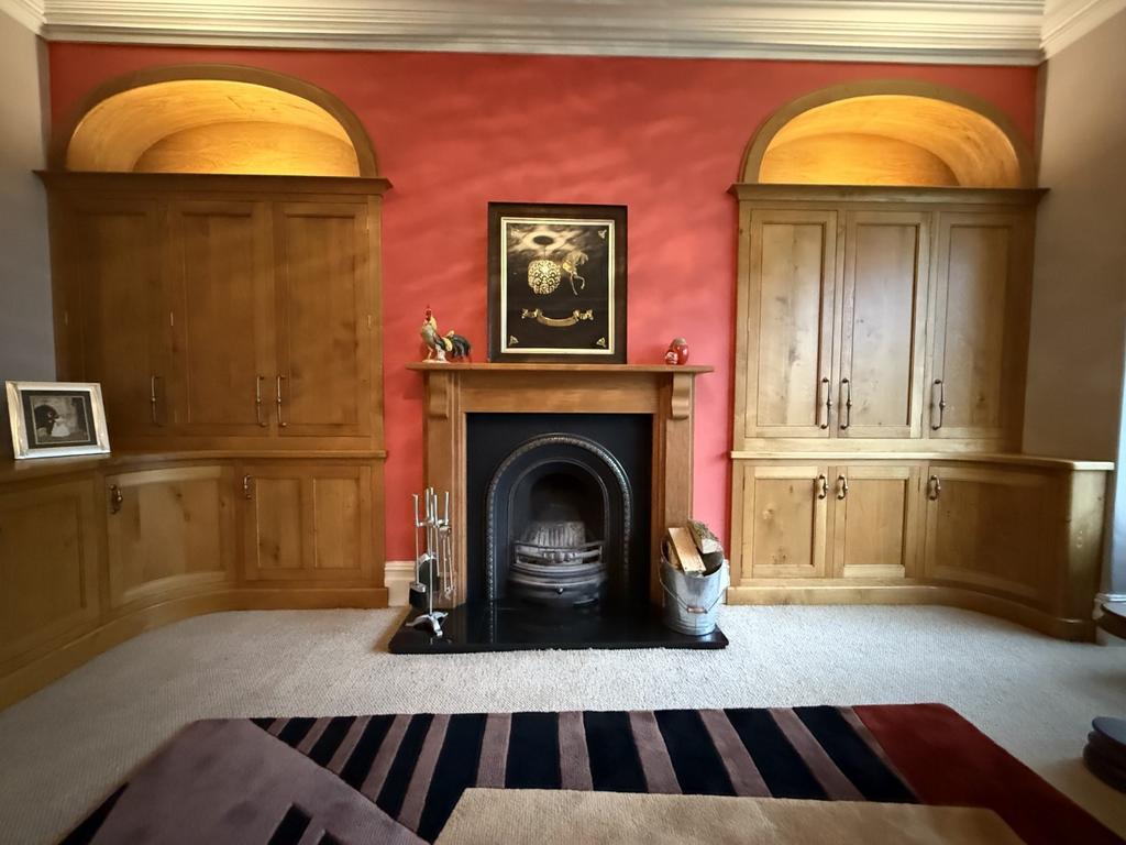 Drawing Room/Reception Room