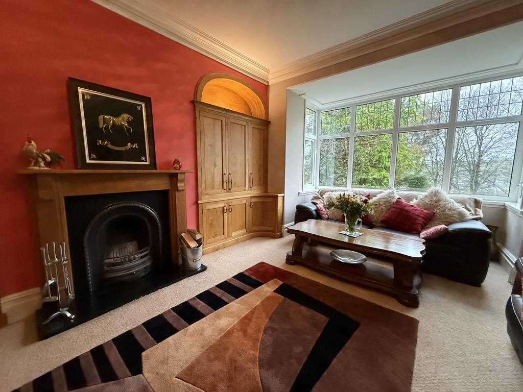 Drawing Room/Reception Room