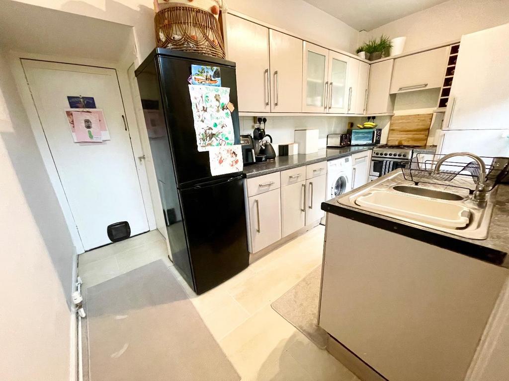 Dining kitchen