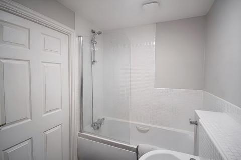 32 Bell Tower Close, Walsall, WS3 3FB