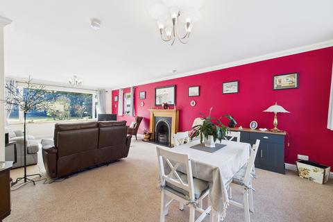 White Gates Heather Drive, Blairgowrie, PH10 6LN