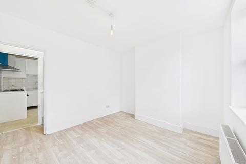 2 bedroom terraced house to rent, Suffolk Street, Forest Gate, London, E7