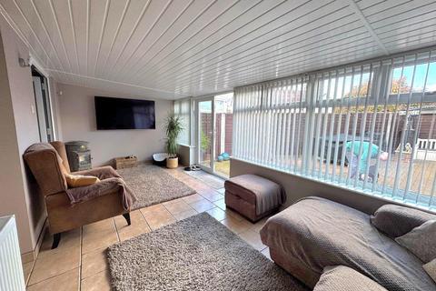 62 Brookfield Road, Northampton, NN2 7LP