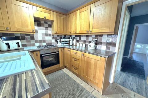 62 Brookfield Road, Northampton, NN2 7LP