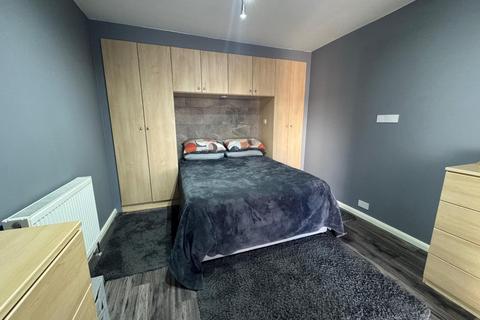62 Brookfield Road, Northampton, NN2 7LP