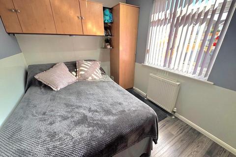 62 Brookfield Road, Northampton, NN2 7LP