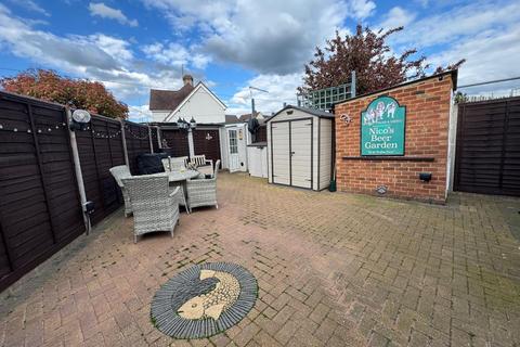 62 Brookfield Road, Northampton, NN2 7LP