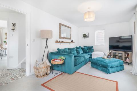 57 Bailey Avenue, Meon Vale, Stratford-upon-avon, CV37 8QW