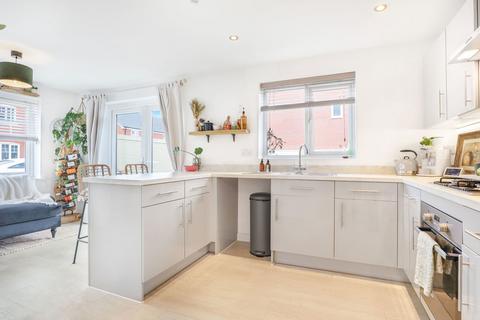 57 Bailey Avenue, Meon Vale, Stratford-upon-avon, CV37 8QW