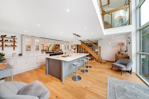 4 bedroom detached house for sale, Shepley Road, Stocksmoor, HD4