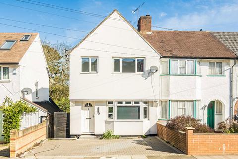 209 Fulwell Park Avenue, Twickenham, TW2 5HD