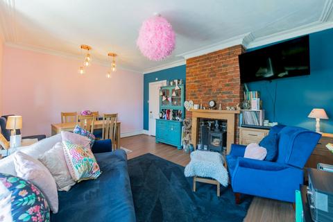 2 bedroom flat for sale, St. Catherines Road, Southampton SO18