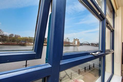 undefined, Mariners Wharf, Quayside, Newcastle upon Tyne, Tyne and Wear, NE1 2BJ