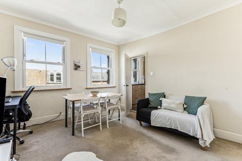 undefined, Upper Richmond Road, Putney, London