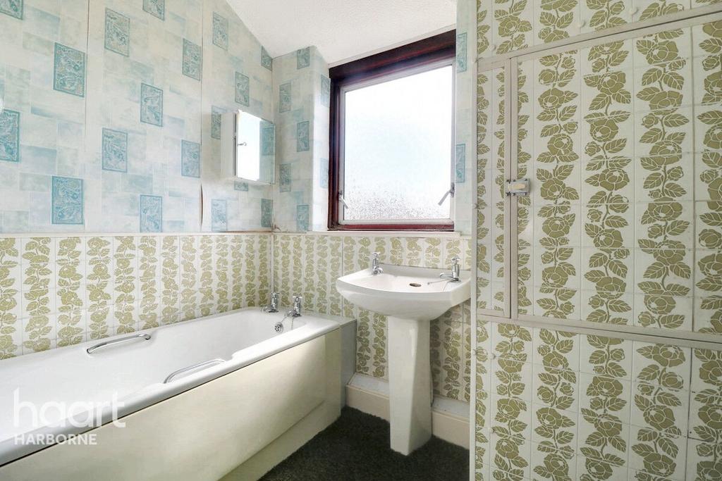3 bedroom semi-detached house for sale - Photo 10