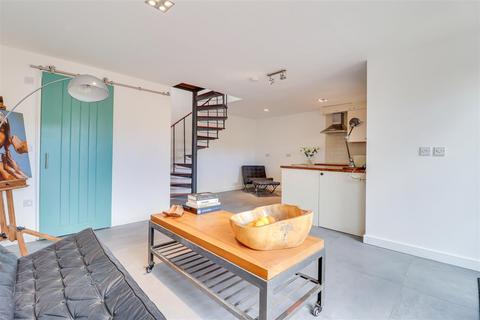 undefined, Satanita Road, Westcliff-on-Sea SS0