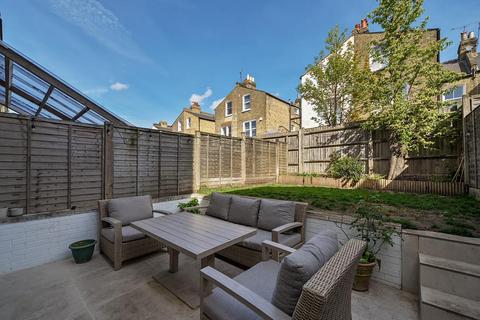2 bedroom flat for sale, Kingscourt Road, Streatham