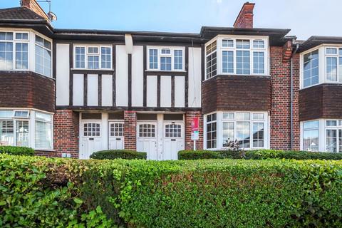 2 bedroom flat for sale, Gracefield Gardens, Streatham, London, SW16