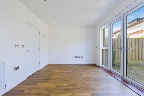 undefined, Reynard Way, Brentford, TW8