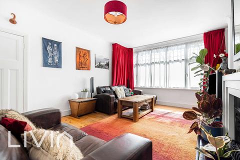 86 Waddon Road, Croydon, CR0 4JG