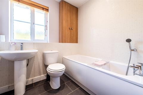 4 Demelza Close, Cuxton, Rochester, ME2 1ED