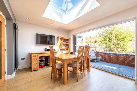 4 Demelza Close, Cuxton, Rochester, ME2 1ED
