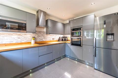 4 Demelza Close, Cuxton, Rochester, ME2 1ED