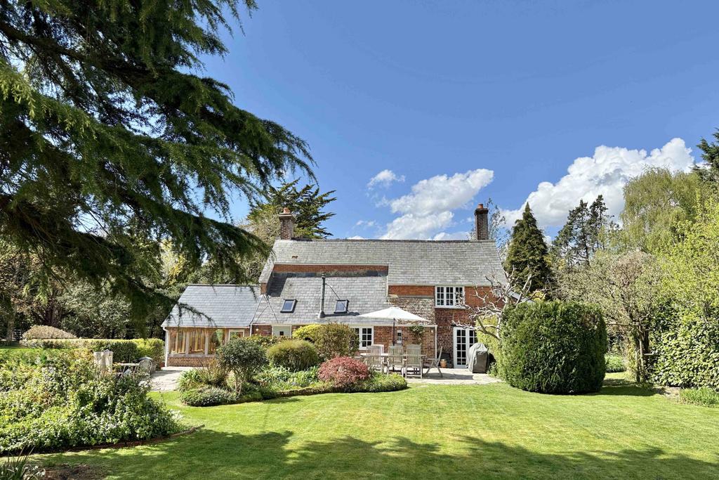 Detached Country Home for Sale