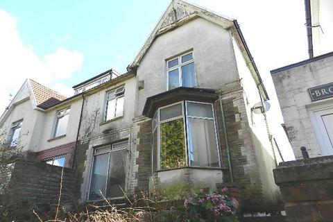 undefined, The Parade, Pontypridd CF37