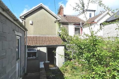undefined, The Parade, Pontypridd CF37