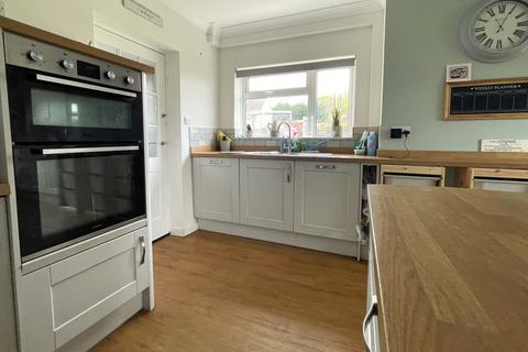 37 Coly Vale, Colyton, EX24 6PY