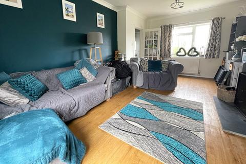 37 Coly Vale, Colyton, EX24 6PY