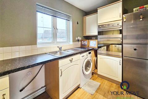 2 bedroom semi-detached house to rent, Melcombe Close, Kent TN23
