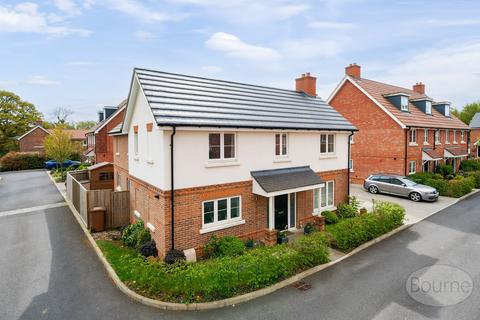4 bedroom detached house for sale, Alden Copse, Tongham, Farnham, Surrey, GU10