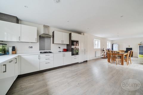 4 bedroom detached house for sale, Alden Copse, Tongham, Farnham, Surrey, GU10