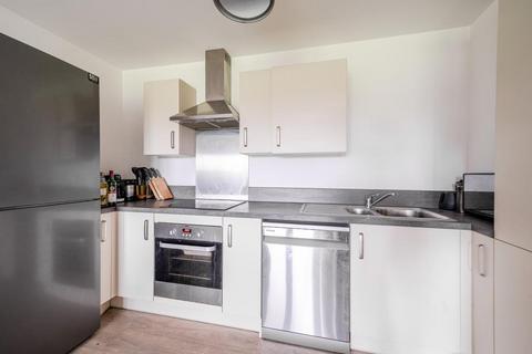 1 bedroom flat for sale, Windsor,  Berkshire,  SL4,  SL4