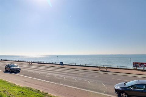 2 bedroom apartment for sale, 22-23 The Leas, Westcliff-on-Sea SS0