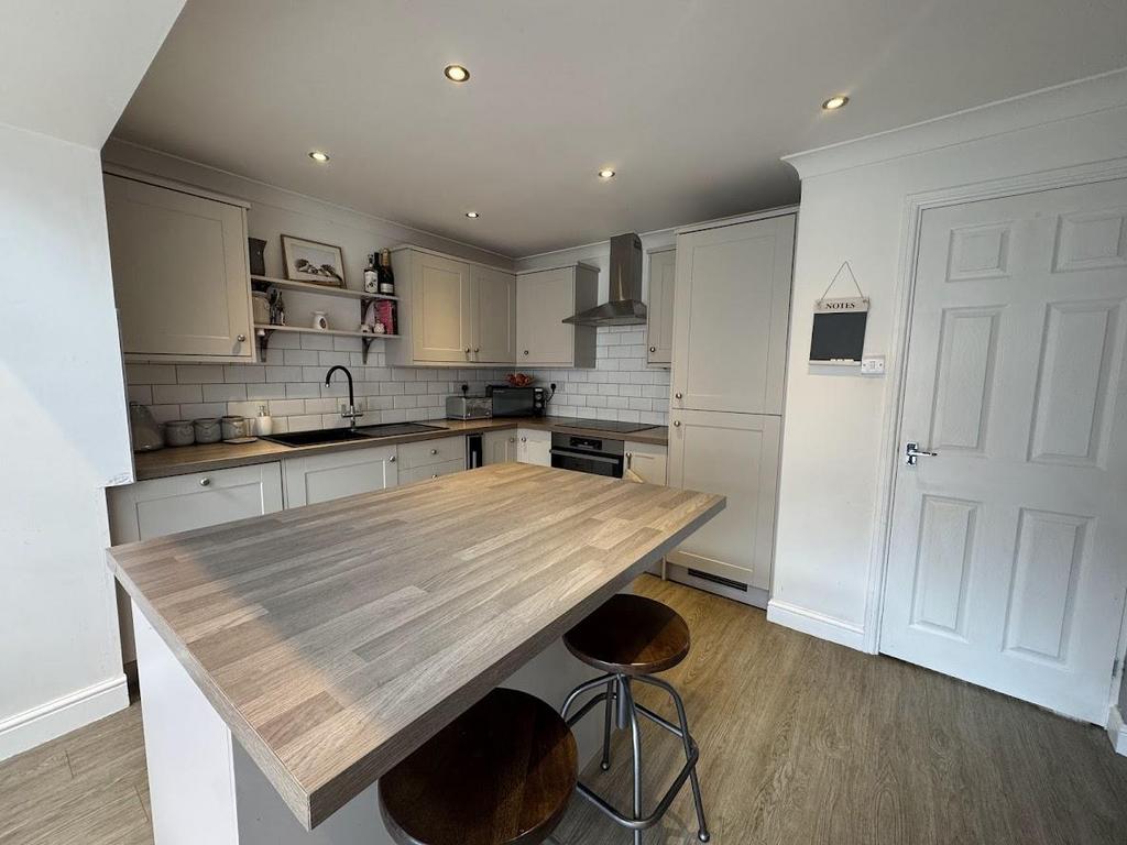 Kitchen area