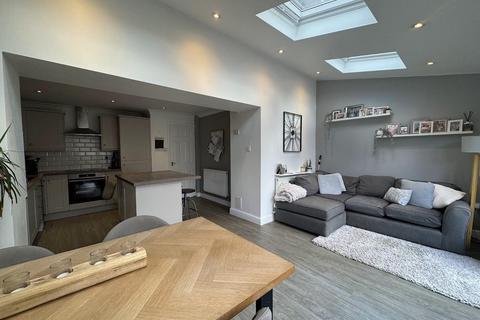 38 Derwent Close, Allestree, Derby, DE22 2UY