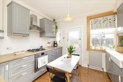 3 bedroom flat for sale, 11 Pentland Avenue, Gowkshill , Gorebridge, EH23