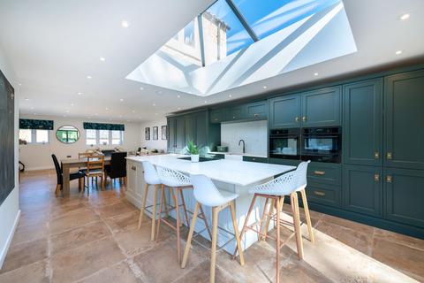 4 bedroom detached house for sale, Main Street, Grantham NG32