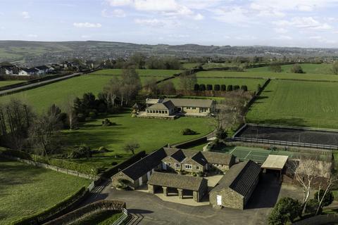 7 bedroom country house for sale, The Ranch House & The Stables, Derbyshire, S18 8XJ