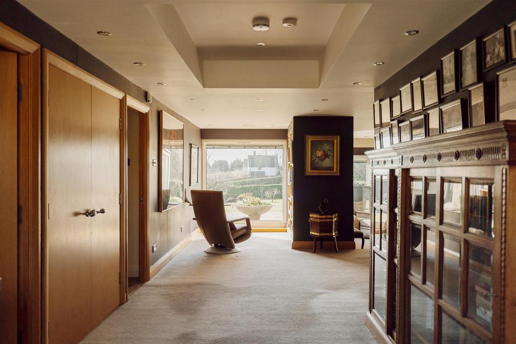Entrance/Library